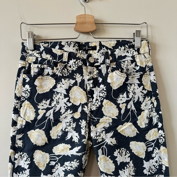 7 For All Mankind-Floral Soft Denim Jeans (Size:26) - Picture 6 of 10